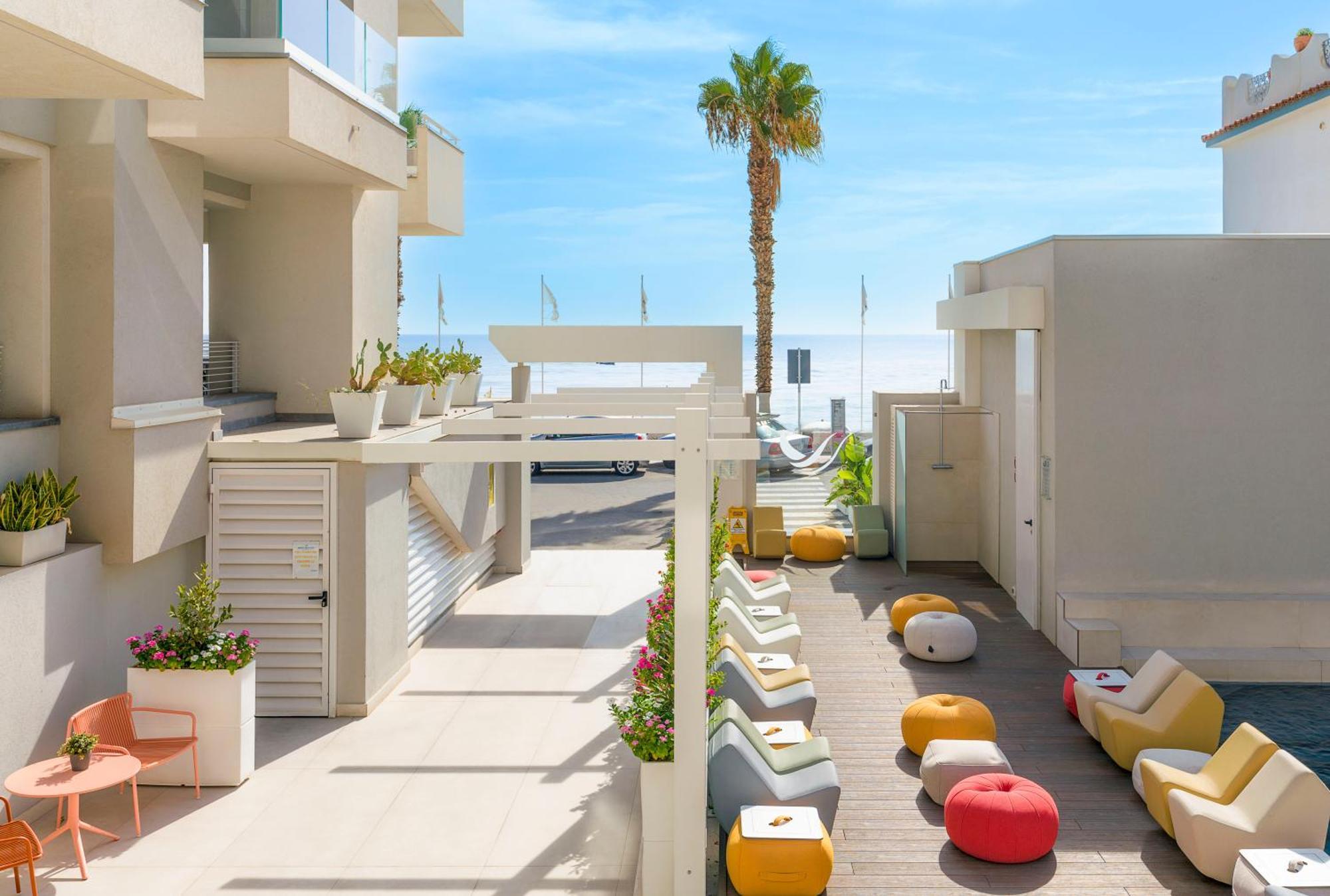 Albatros Beach Hotel Letojanni Eksteriør bilde