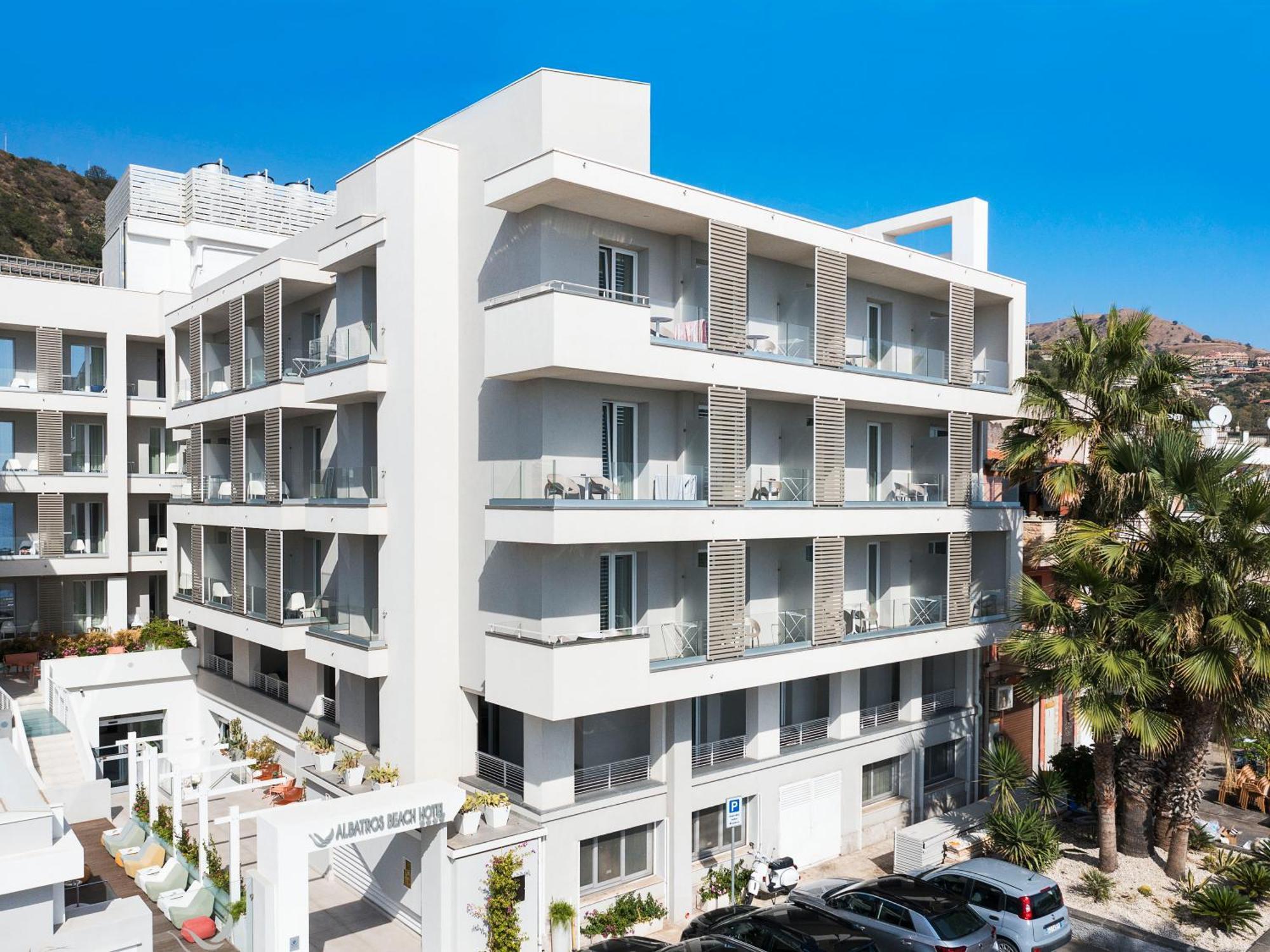 Albatros Beach Hotel Letojanni Eksteriør bilde