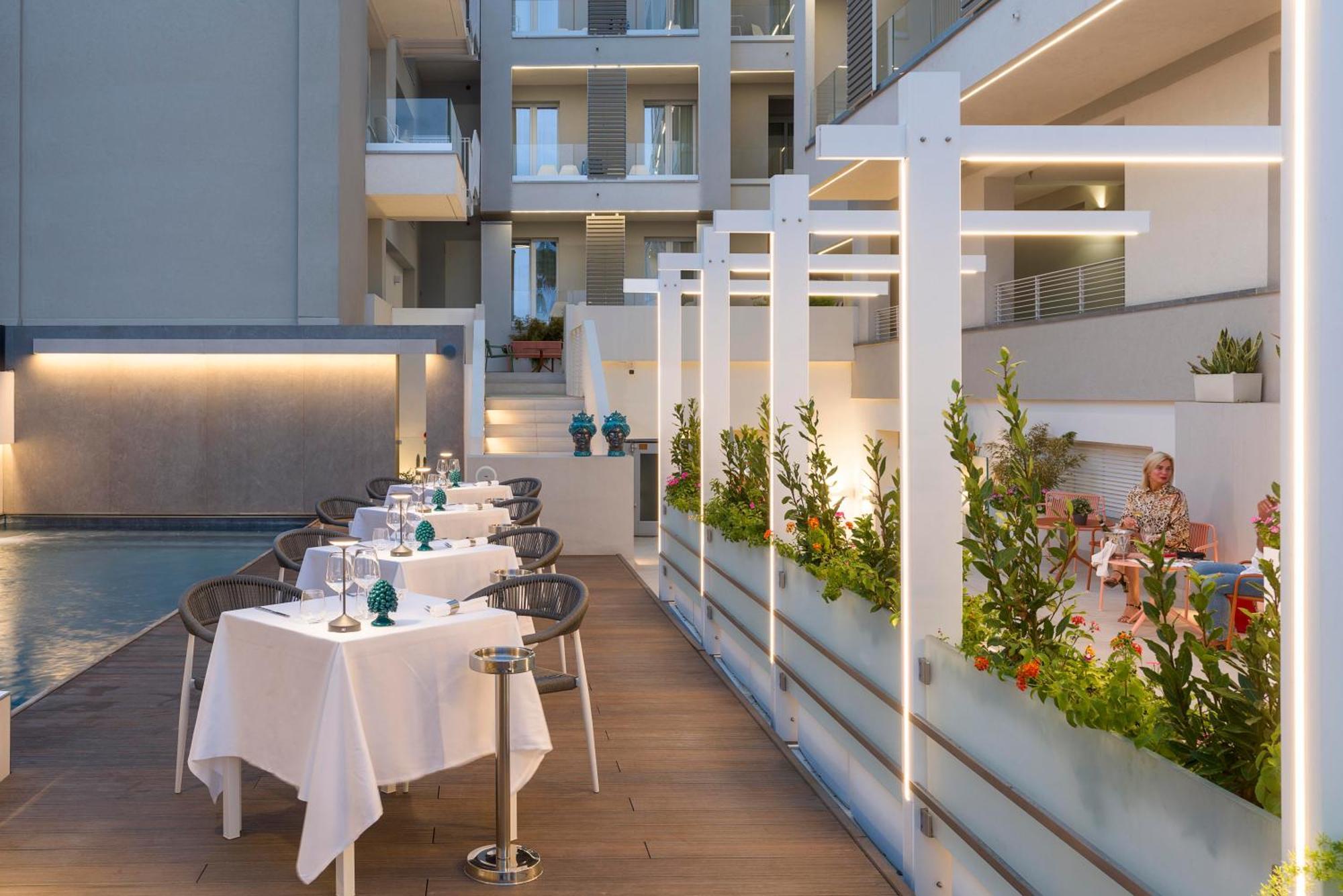 Albatros Beach Hotel Letojanni Eksteriør bilde